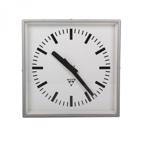 Pragatron clock C 301